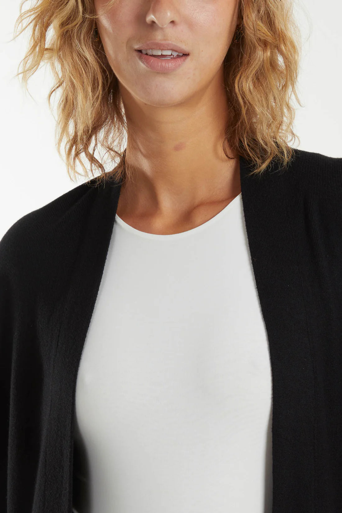 POCKET DETAIL LIGHTWEIGHT KNIT CARDIGAN-BLACK